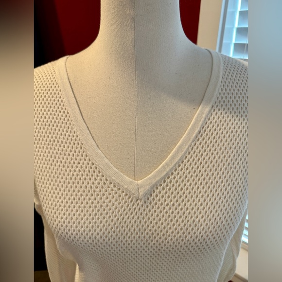 Gap mesh stitch sweater - Picture 4 of 9